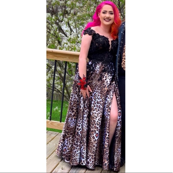 Tarik Ediz 93748 Leopard Dress - Picture 2 of 3